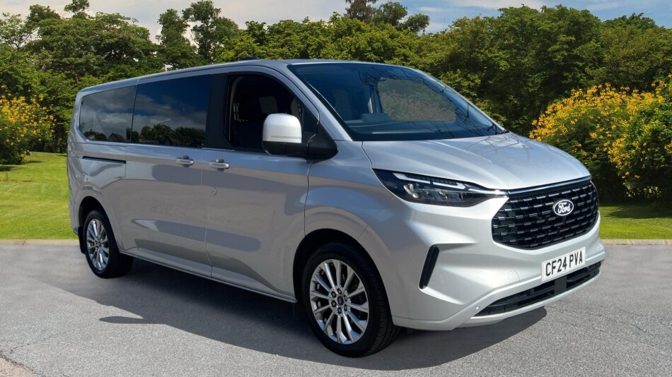 Ford Tourneo Custom 320 L2 Diesel Fwd 2.0 EcoBlue 136ps H1 Titanium 8 seater